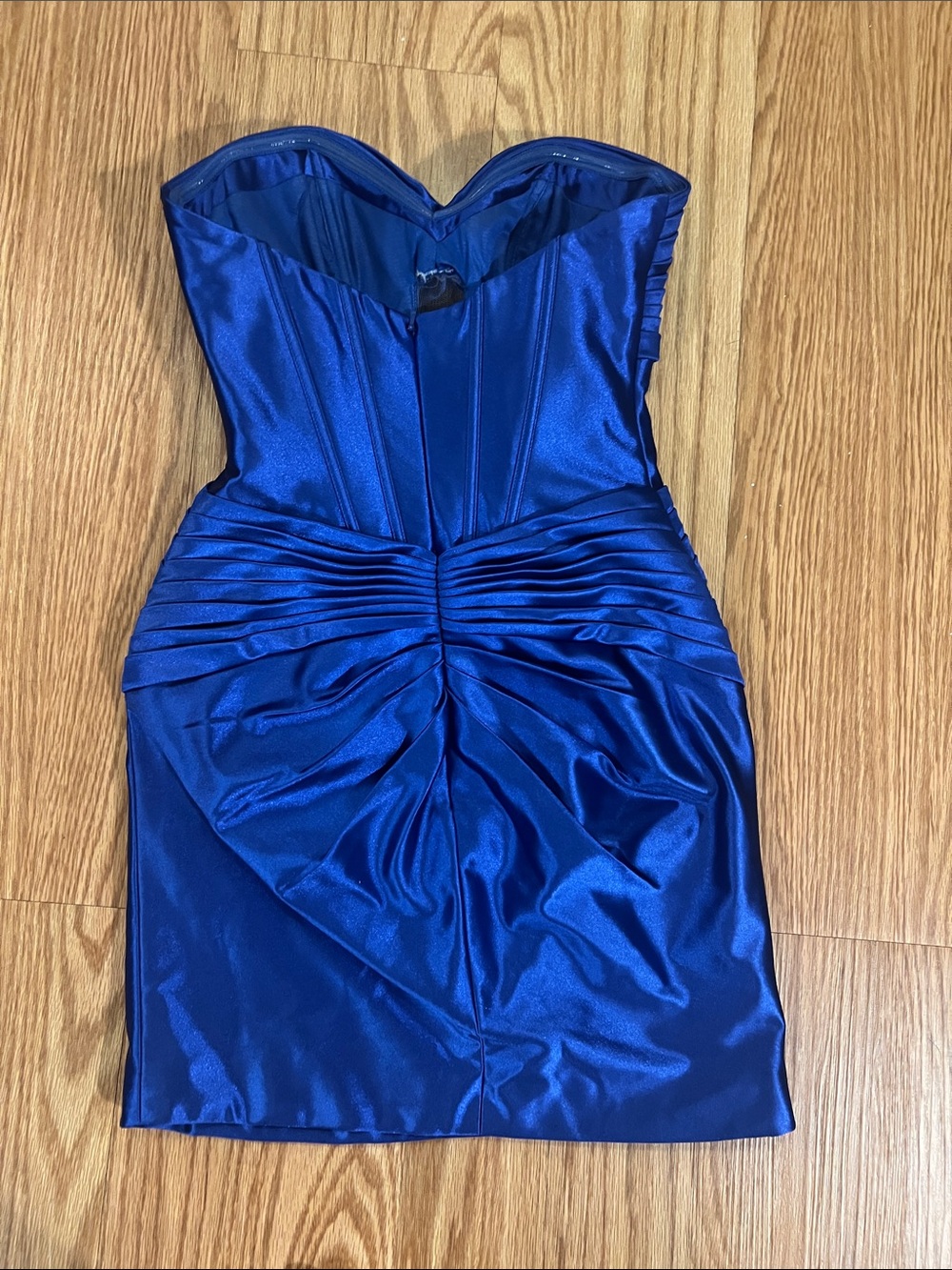 Gorgeous Sherri Hill Blue Strapless Dress
Sherri Hill. Mine is the blue. - Picture 4 of 5